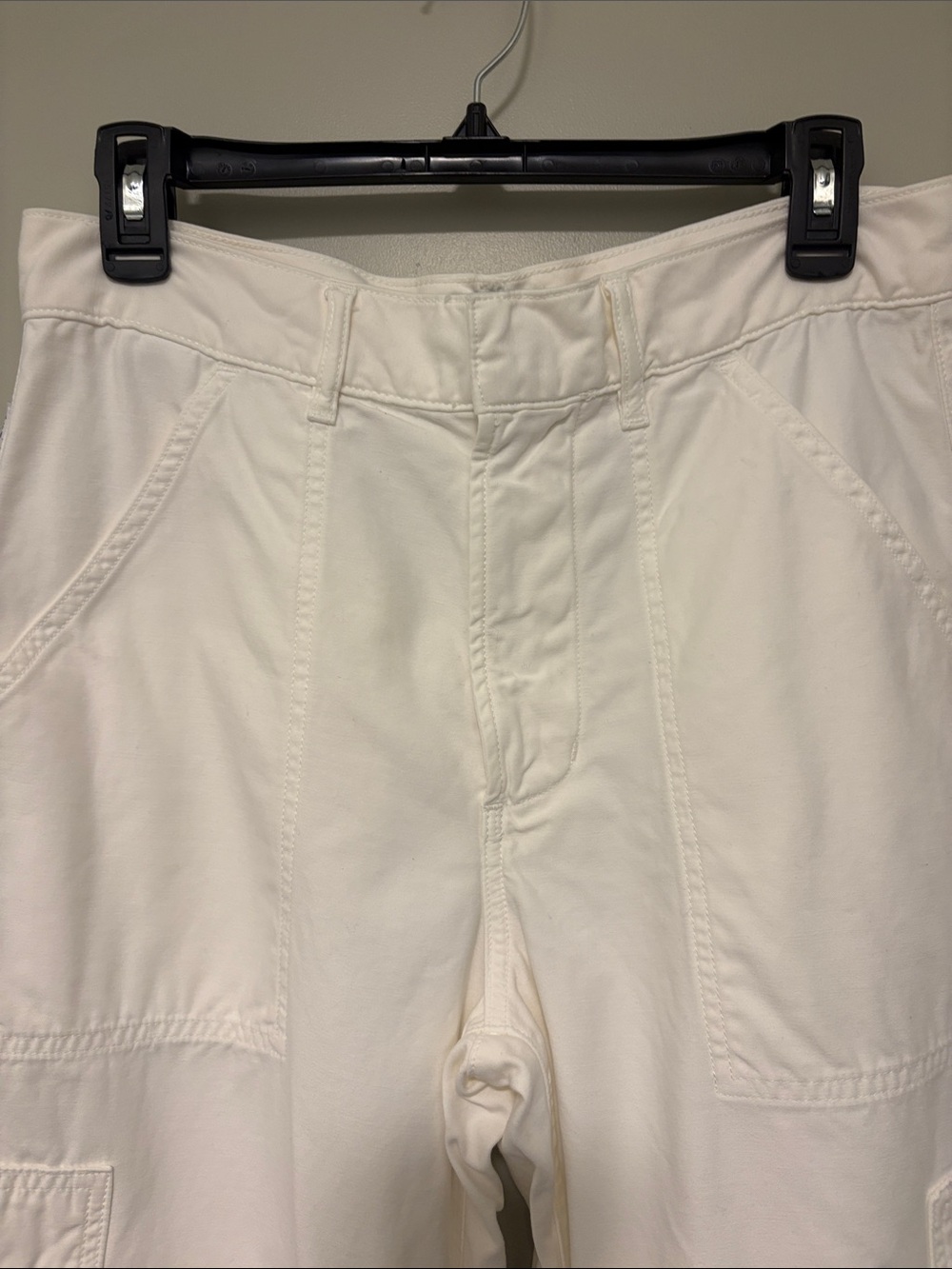 Citizens of Humanity Marcelle cargo pants in color Almonette. Size 28 - Picture 3 of 10